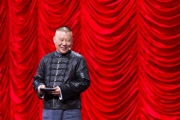 《欢乐喜剧人5》金靖张云雷"正面刚"