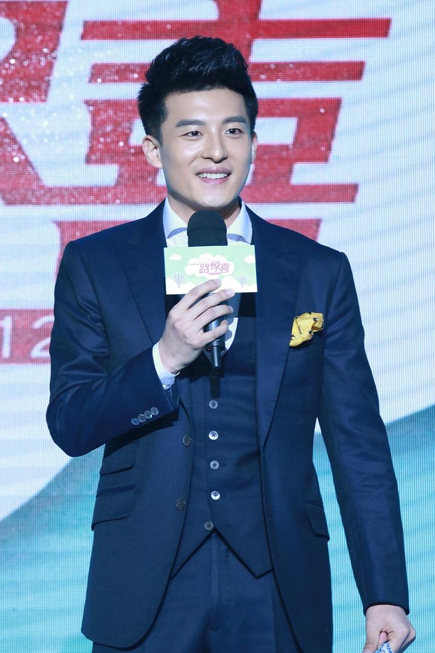 在新的戏剧作品中,曾经在《爱情公寓》中饰演吕子乔的孙艺洲呈现出了