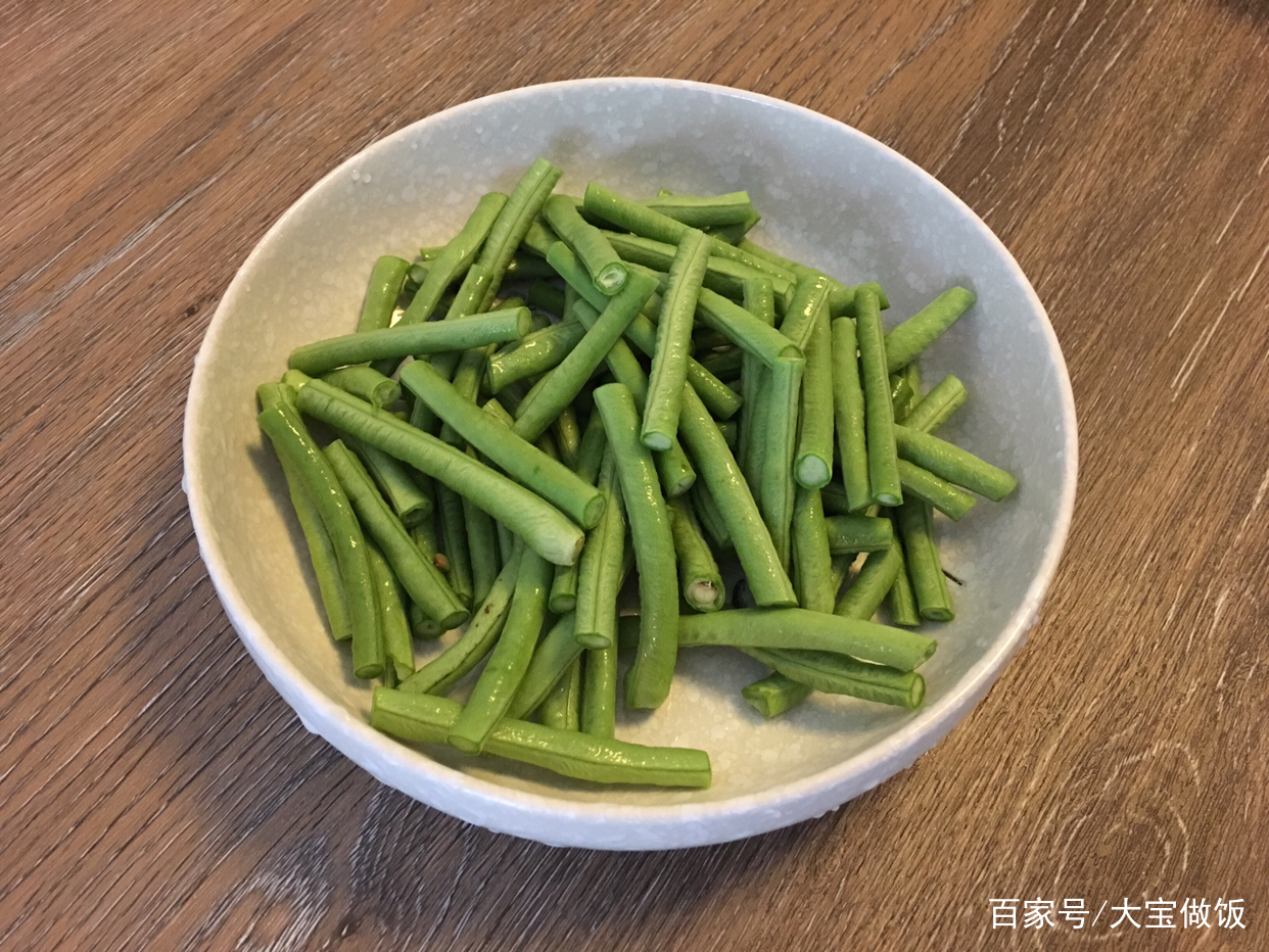 川厨做辣菜就是过瘾,鲜椒简单一炕搭配夏日嫩豇豆,味道绝了 川厨做辣菜就是过瘾,鲜椒简单一炕搭配夏日嫩豇豆,味道绝了