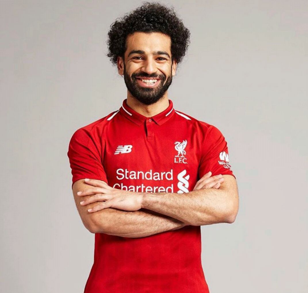 没有胡子的萨拉赫,你还敢认吗?