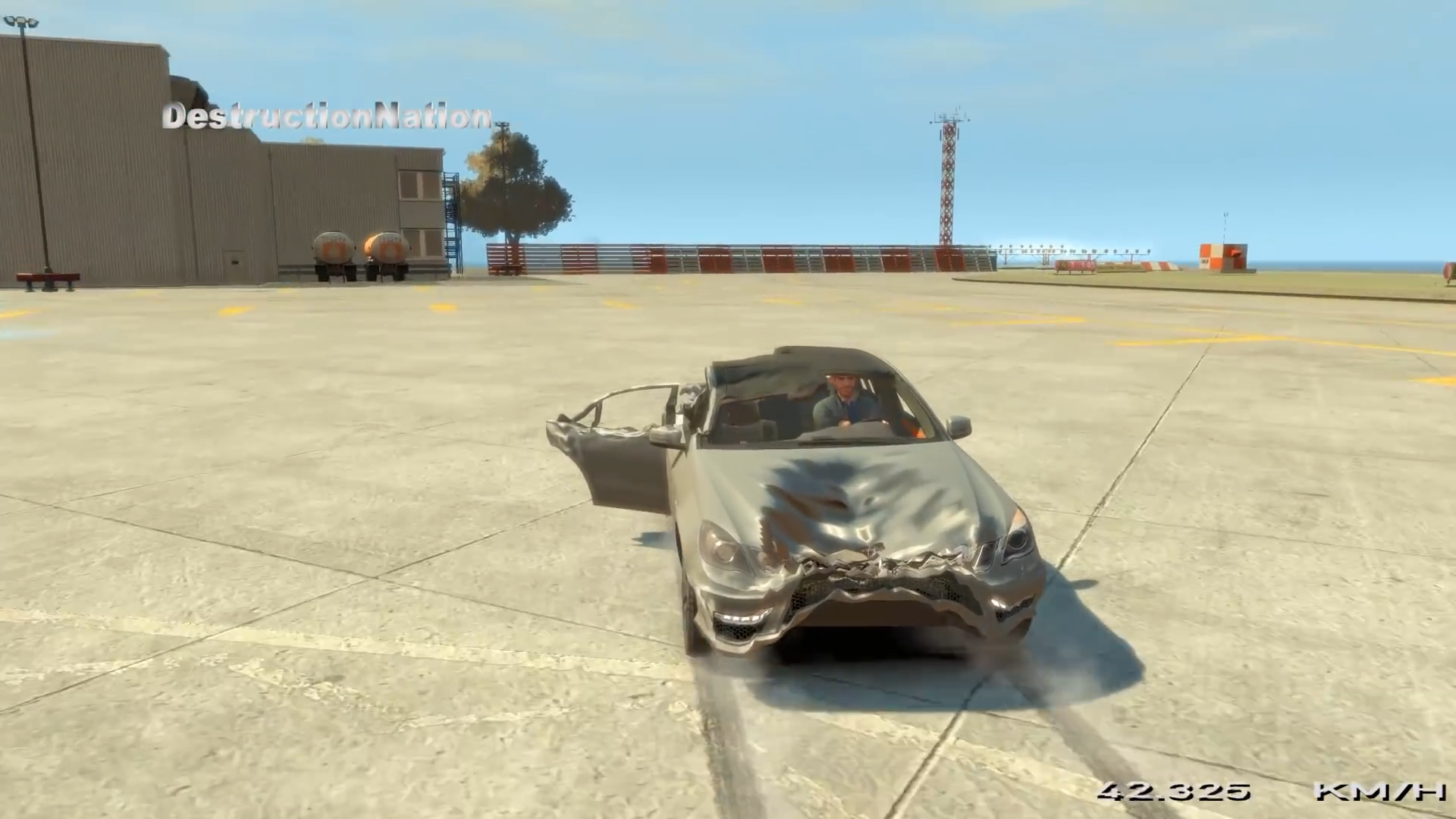 gta4:真实的汽车碰撞车损演示,你还记得公园里的死亡秋千吗?