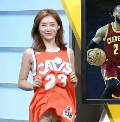 nba小七的脚图片