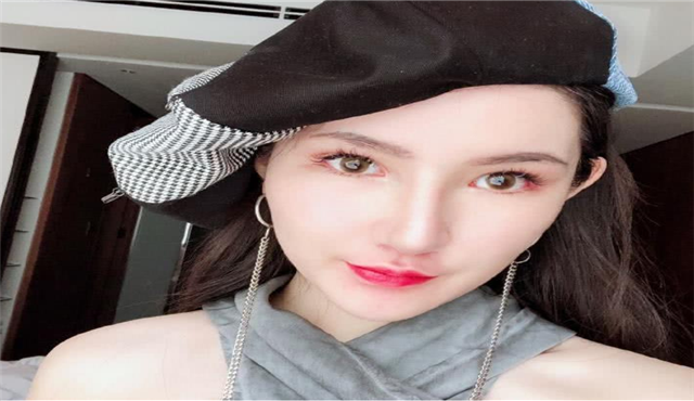 《变形计》中的"钱多多",爱上御姐网红,网友:现实版童话故事