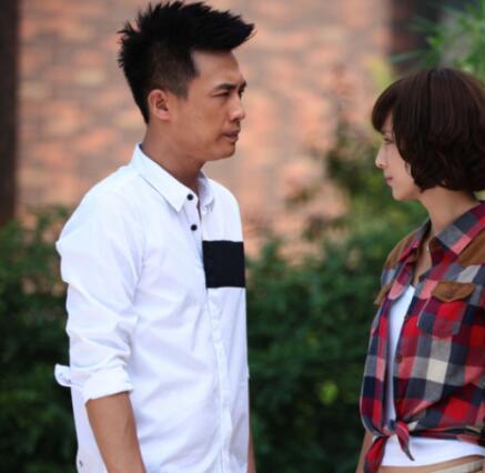 杜淳和薛佳凝的电视剧《恋爱那点事儿》两人演绎情侣