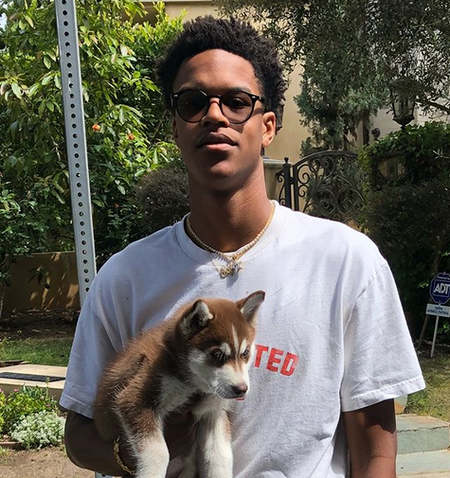 谢里夫-奥尼尔发布自己与爱犬的合影:我的儿子