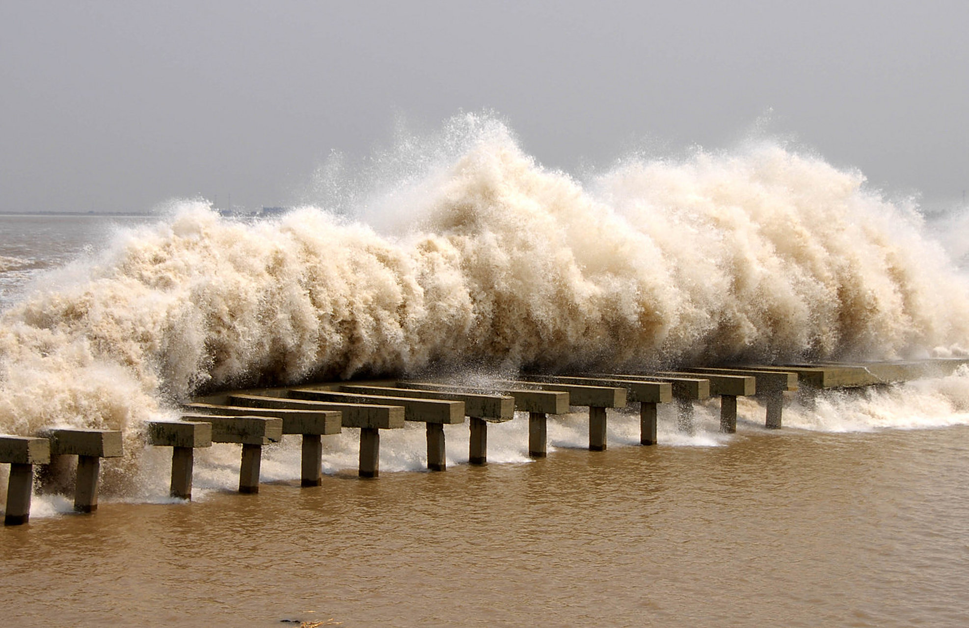 【世界之最6】世界最著名的涌潮  钱塘江潮是世界