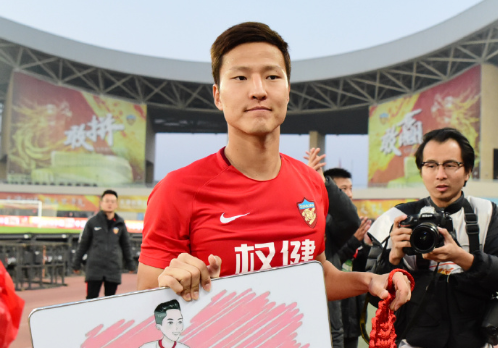 权敬源:服兵役前还能为权健踢半年球