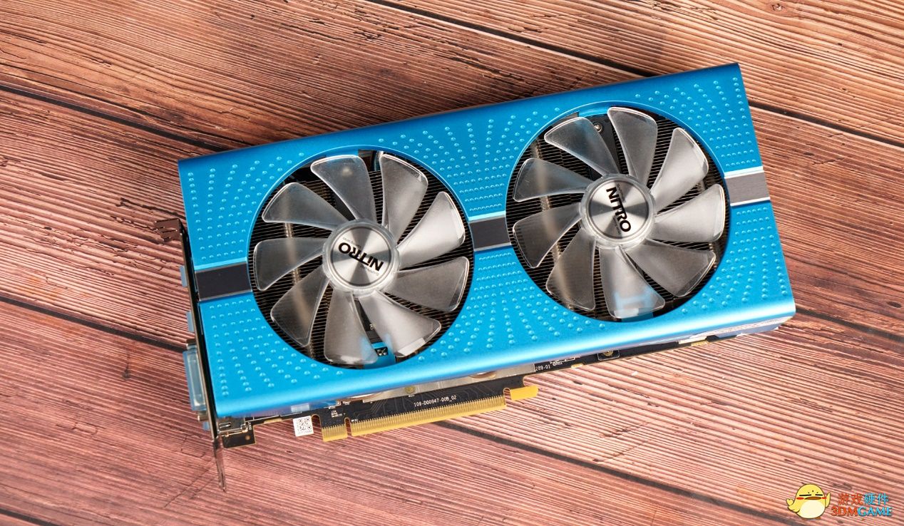 新代甜品级霸王!蓝宝石极光特别版超白金rx590评测