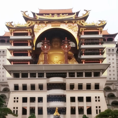 广西玉林云天宫,中国最大单体艺术宫殿,究竟由谁建的?