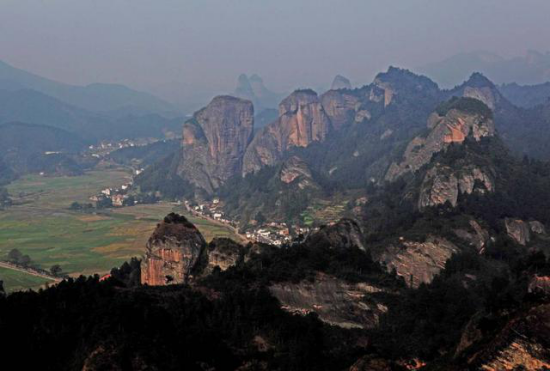 中国五大山海拔不高,但是当你身临其境,你能感受到什么是雄伟