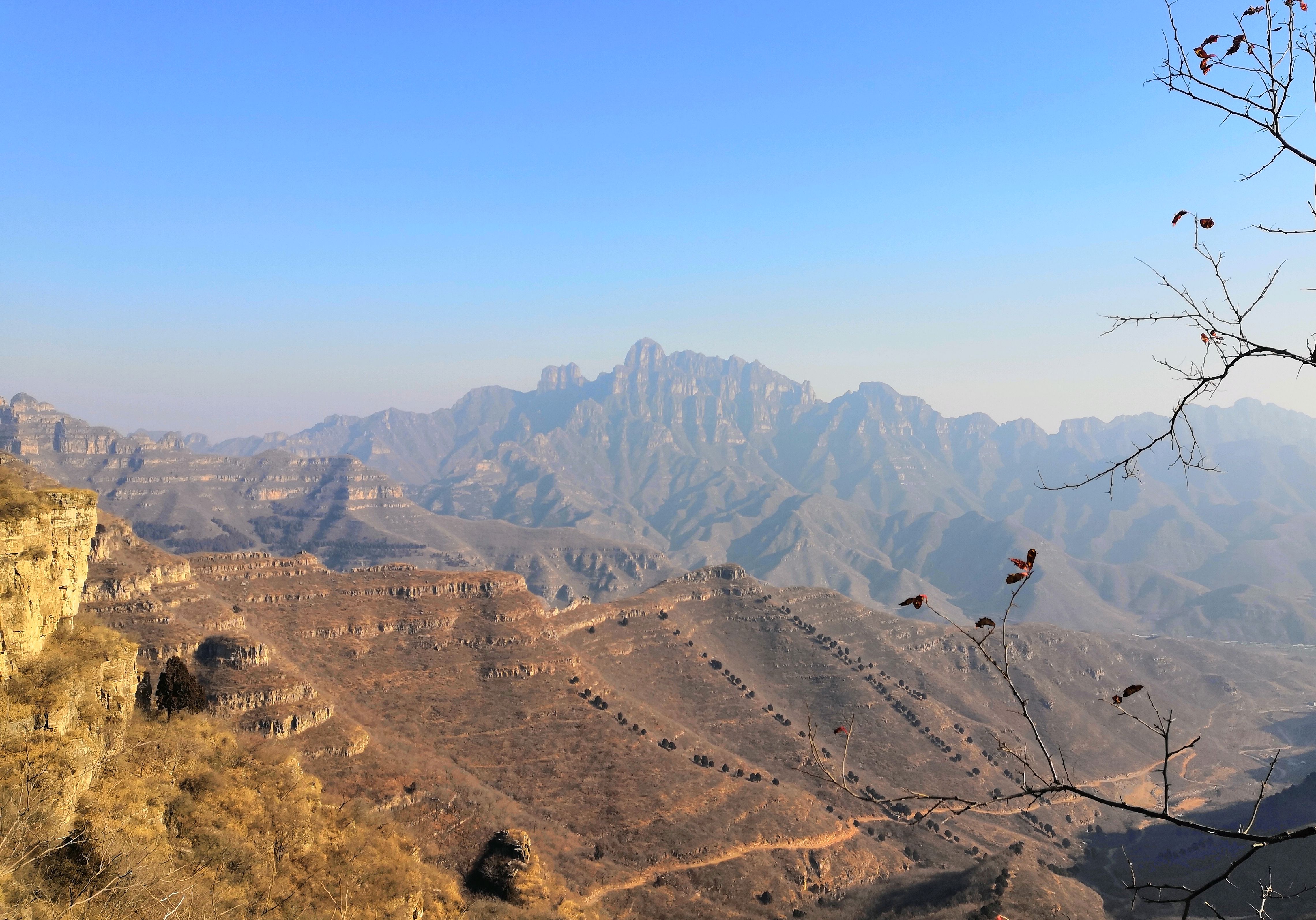 保定市易县蚕姑坨