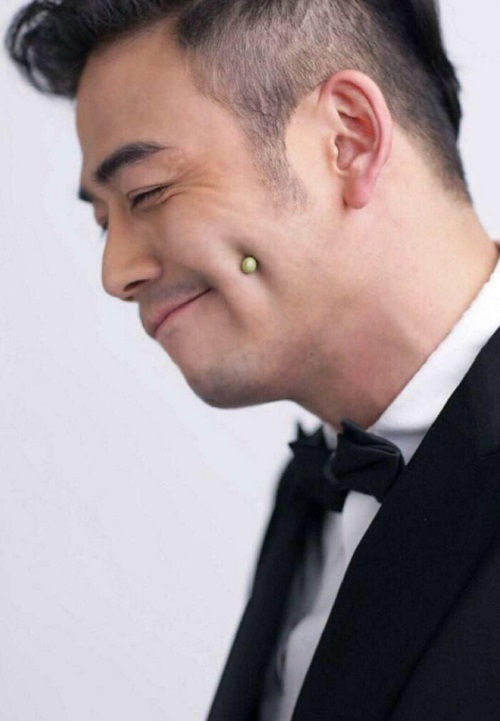 我们误会黄晓明了,这才是令大庆油田都汗颜的油腻男