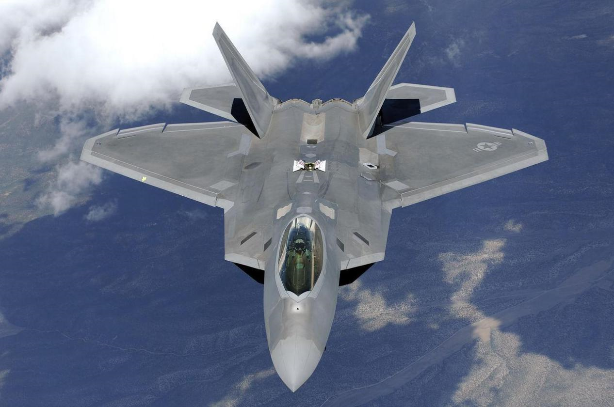 苏57和歼20谁才是f22最大对手?美国:早已给歼20判了死刑