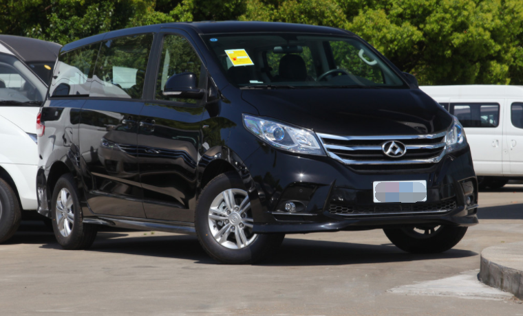 大通g10外观我挺喜欢,有韵味,前脸和侧面都比较好看,修长秀气很耐看