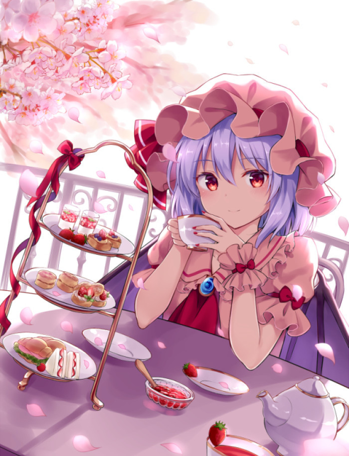 系着一块宝石,衣服同样是淡粉色的, 衣服后面同样系着一个大蝴蝶结