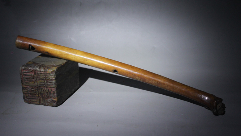 骨笛——鹰笛或鹰骨笛,藏族,塔吉克族,柯尔克孜族边棱气鸣乐器