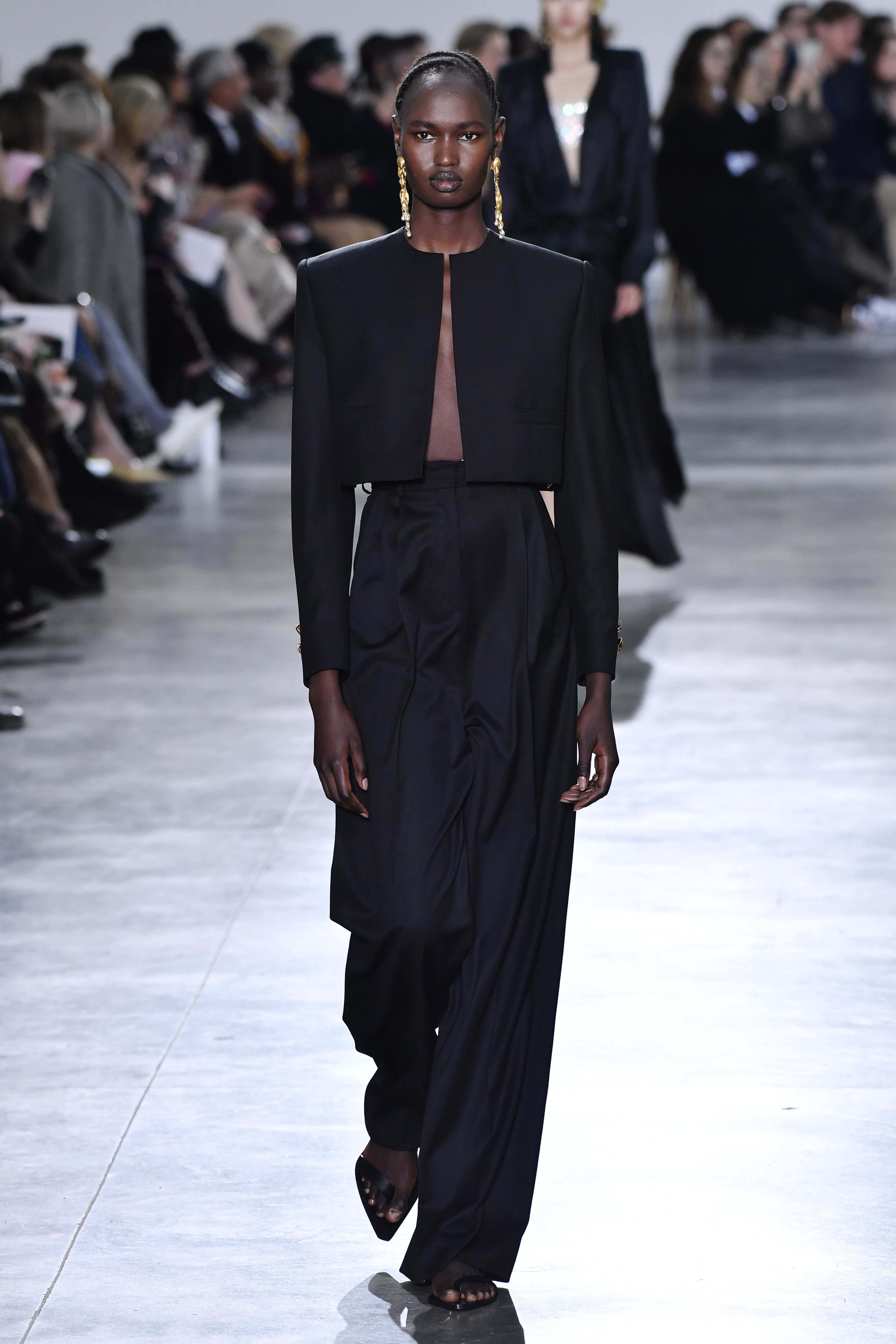 巴黎高级定制时装周——schiaparelli品牌时装秀(4)