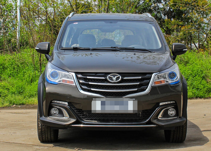 2017款潍柴英致g5手动豪华导航版,沉稳大气,成熟的气质不可抵挡