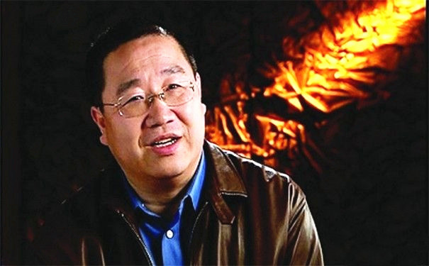 家世显赫的英达,历经了几段婚姻,竟有着千差万别的父亲形象