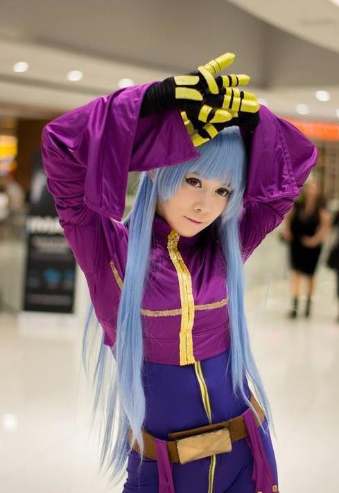 拳皇cos,网友:不知火舞败给了莉安娜,而且败得很彻底!