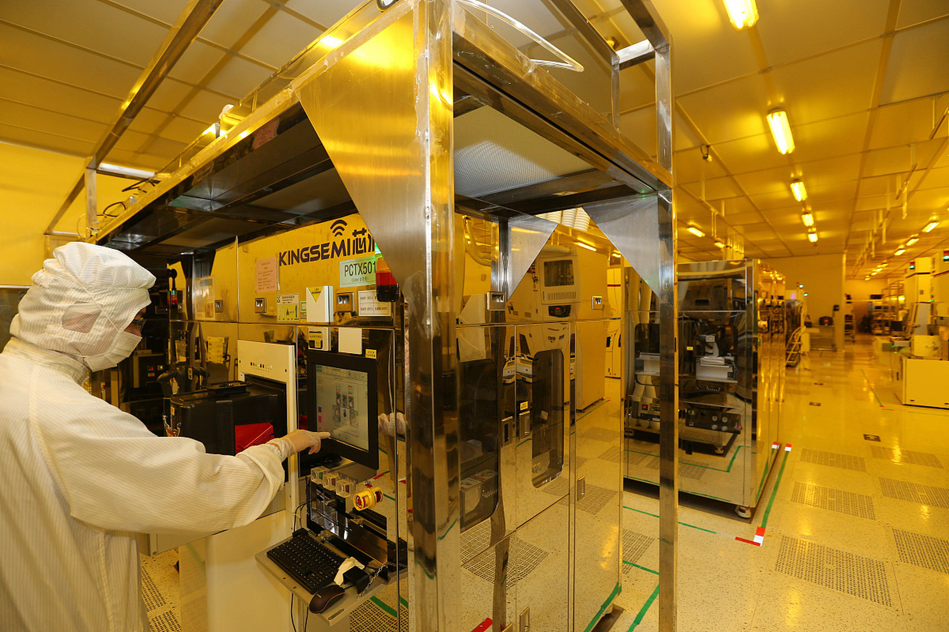 【业内:ic封测厂被敦促增加东南亚产能】 据业内消息人士透露,ic封测