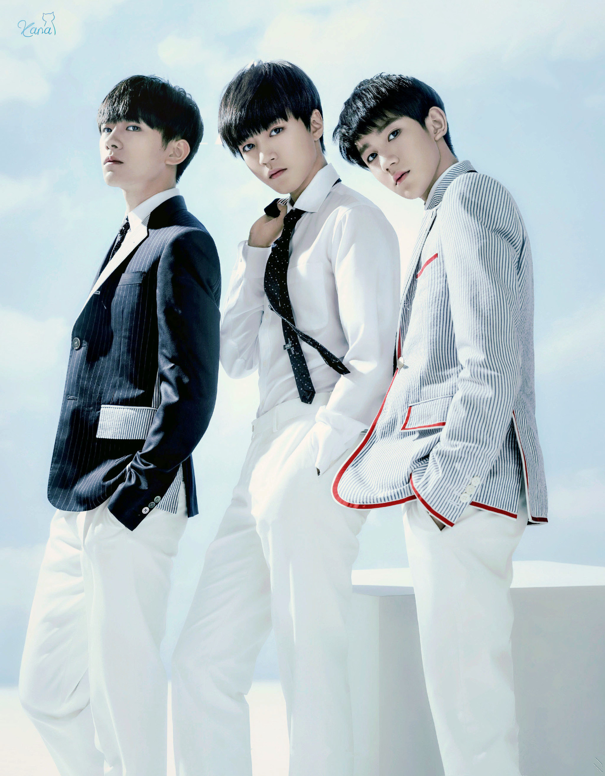 私生饭太过分了!王俊凯被摸腰,易烊千玺大喊别碰我 网友:心疼