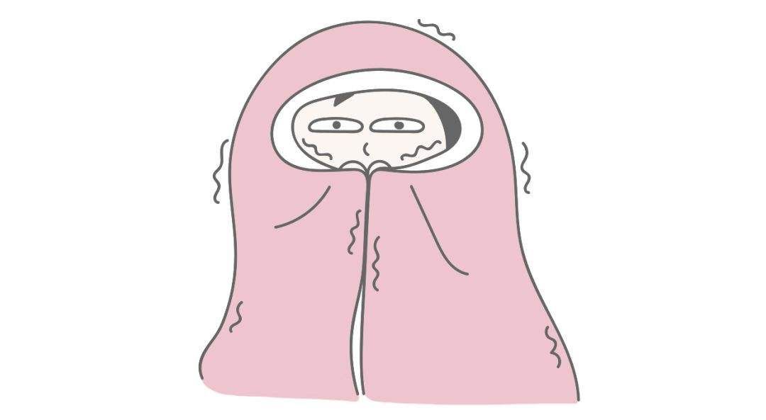 因为,每次明玉渴望救助的目光转向苏爸爸时,镜头里的苏爸爸都是缩头缩