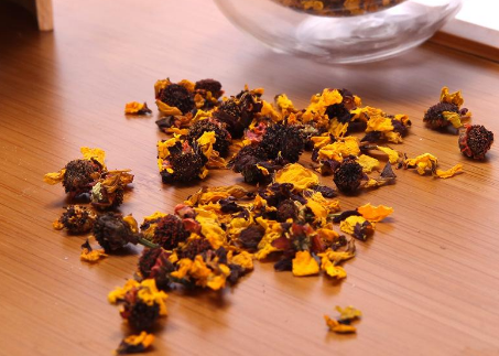 雪菊花和"它"很般配,每天饮一杯,清毒素排宿便,慢慢瘦下来