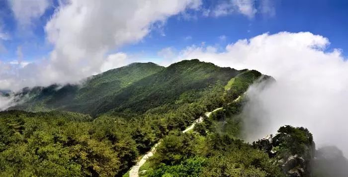 羅田天堂寨榮獲2018年度湖北旅遊十大人氣景區