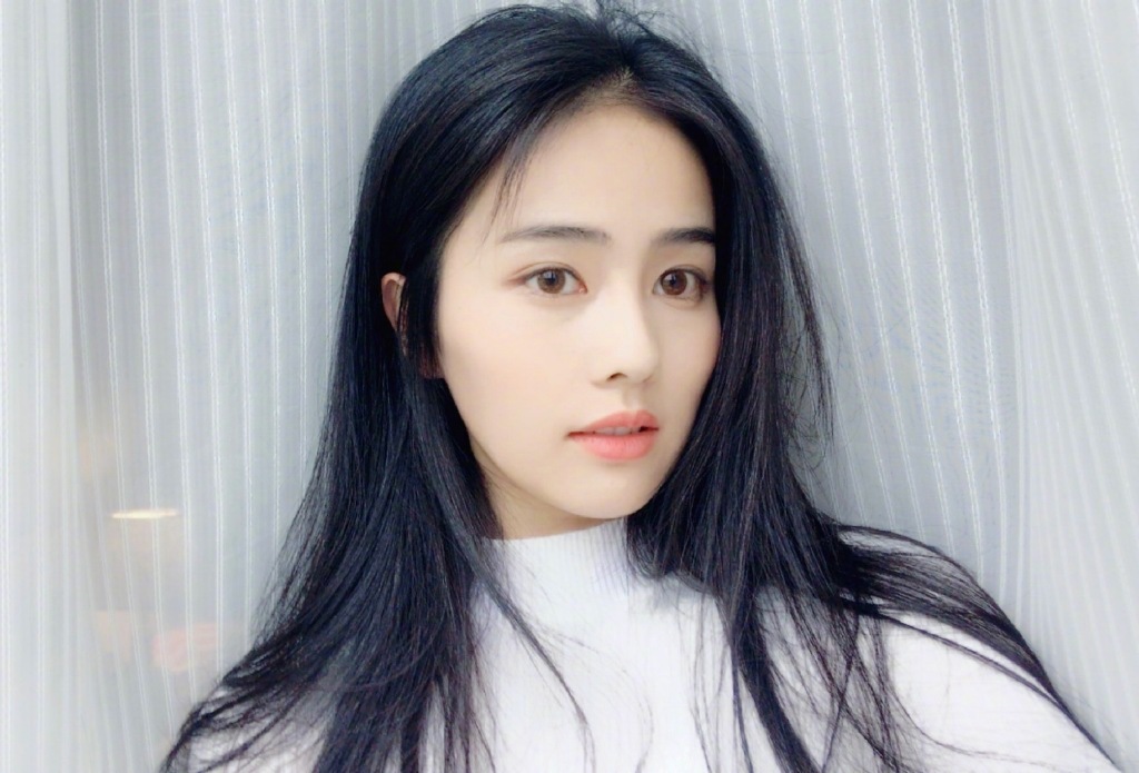 昨晚的白鹿有点甜?文艺系女孩甜美妆容你需要了解一下!