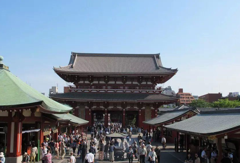 浅草神社的静与浅草寺的闹浅草寺的闹