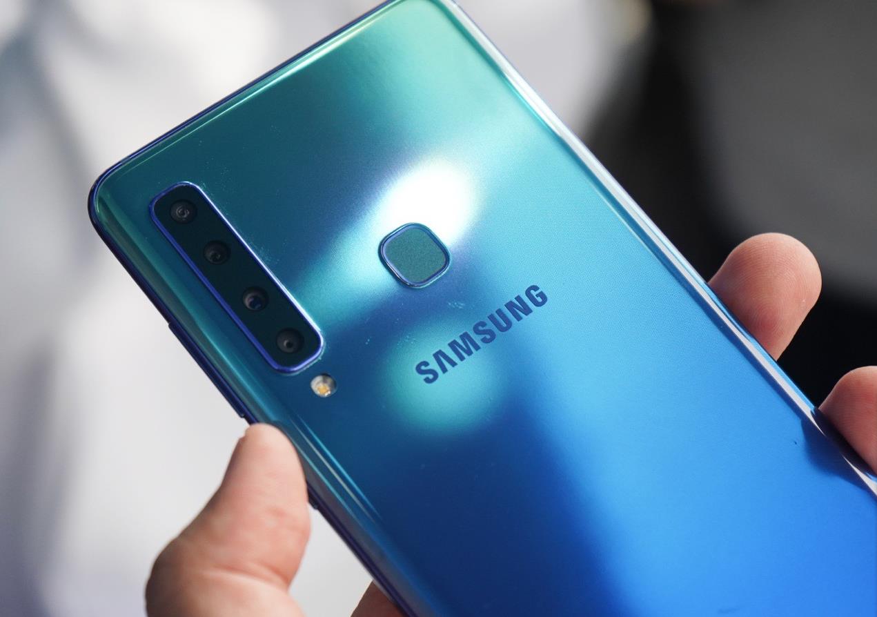 全球第一款四摄手机三星a9s发布,新增花木蓝,撒浪黑配色