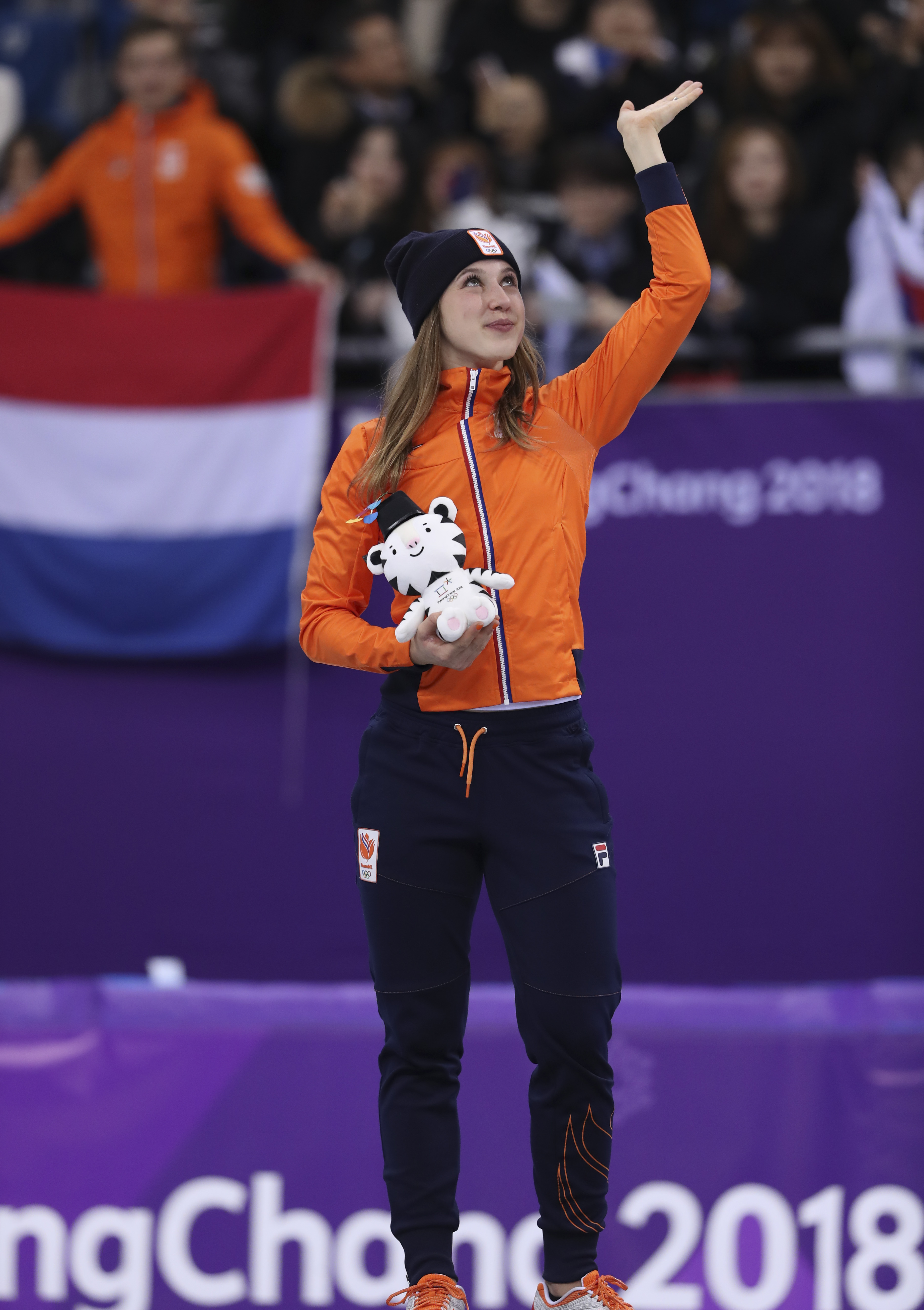 荷兰队冬奥会队服图片