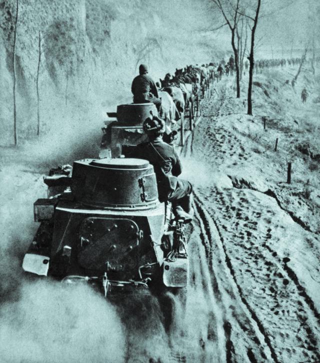 历史影像:为支援徐州会战,1938年2月日寇在山西调兵遣将