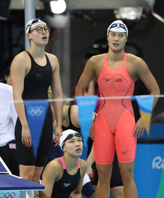 泳坛女神陆滢近况:肚子隆起孕味十足,曾和刘翔同框一夜爆红