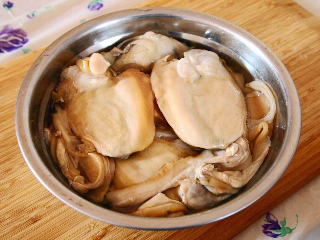 它比生蚝美味,营养赛过人参,一斤仅要5块钱,却常常被人嫌弃