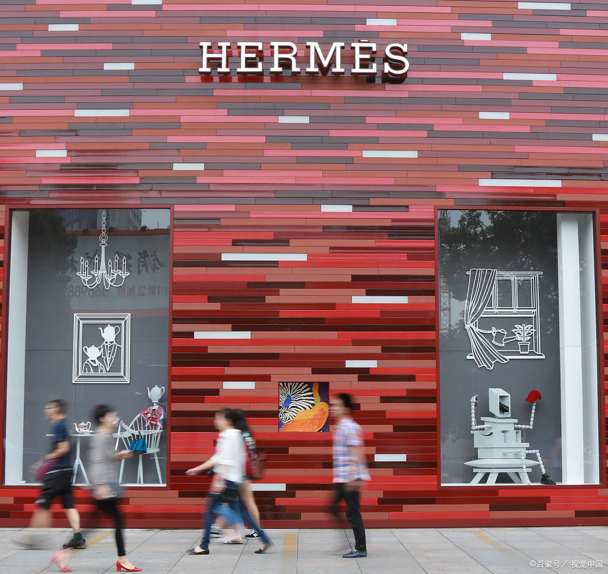 马车标志象征着一个历史悠久,品质卓越的品牌——爱马仕(hermès)