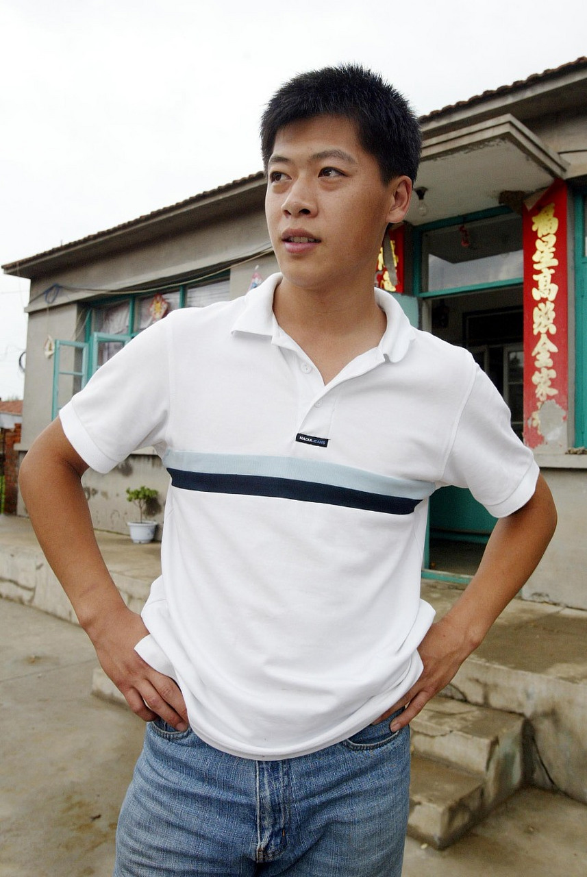 贺树峰——《乡村爱情》里谢永强的扮演者,虽然毕业于辽宁大学本山