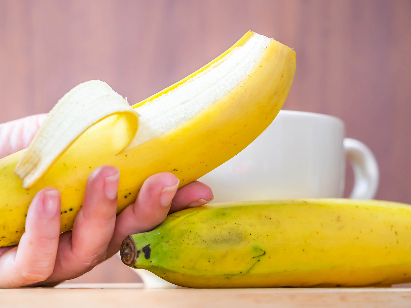 在日常生活中,我们常常会听到这样的说法:空腹吃香蕉会对身体不好.