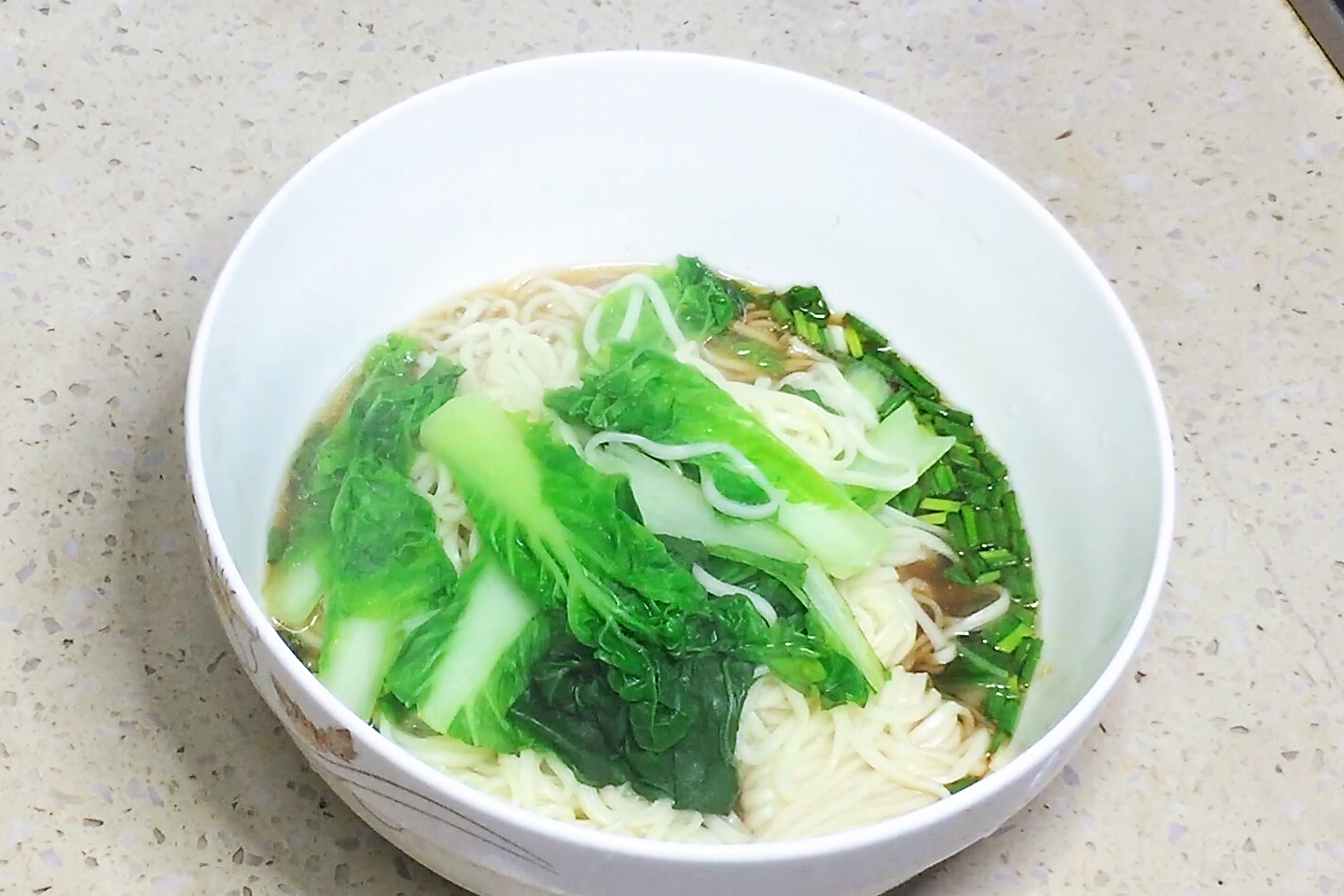 你还在路边买早餐?10分钟就能搞定的早餐面,做法一看就懂!