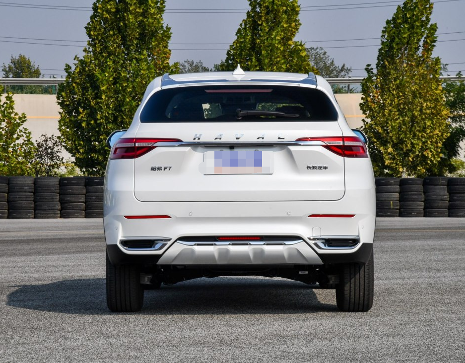哈弗f7,外观时尚大气,内饰优雅简约