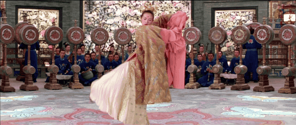 章子怡《十面埋伏》的水袖舞,狠狠的令所有人惊艳了一把