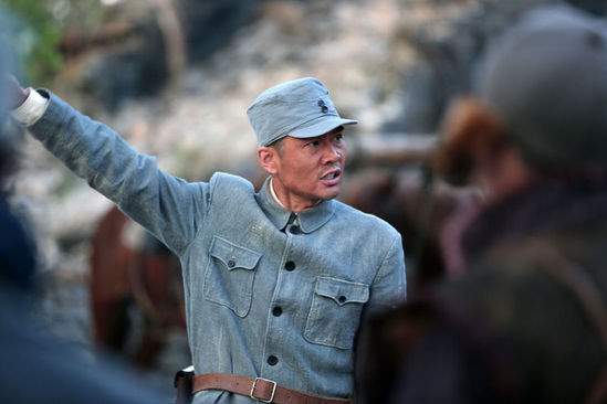 抗战军事文,他穿越变神枪手,一枪一个萝卜头,打得鬼子不敢露头