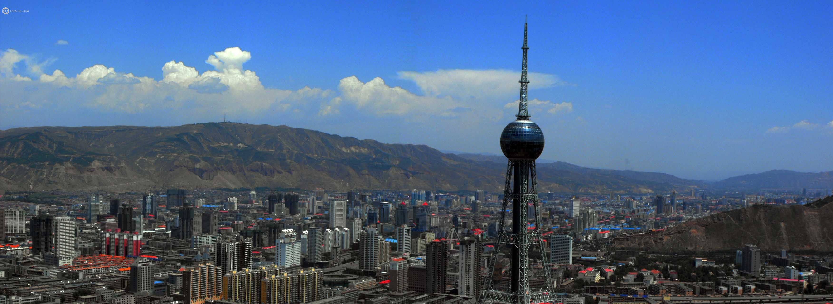 青海省西宁市彩色路面助力城市道路改造