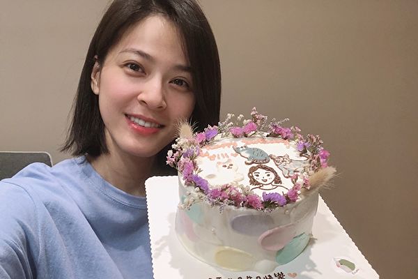 苏晏霈32岁生日,工作中庆生"觉得幸福",希望大家恢复正常生活