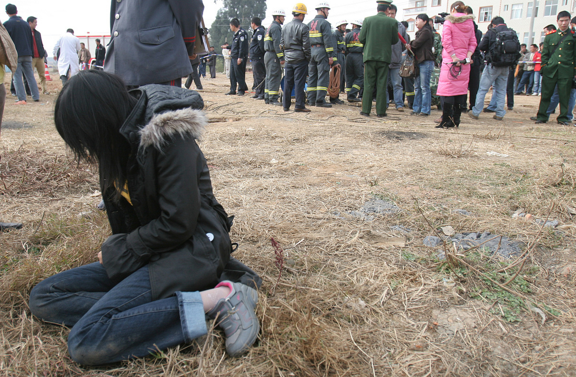 【重庆姐弟坠亡案凶手忏悔信笔迹不同】毫无诚意,只是怕死.