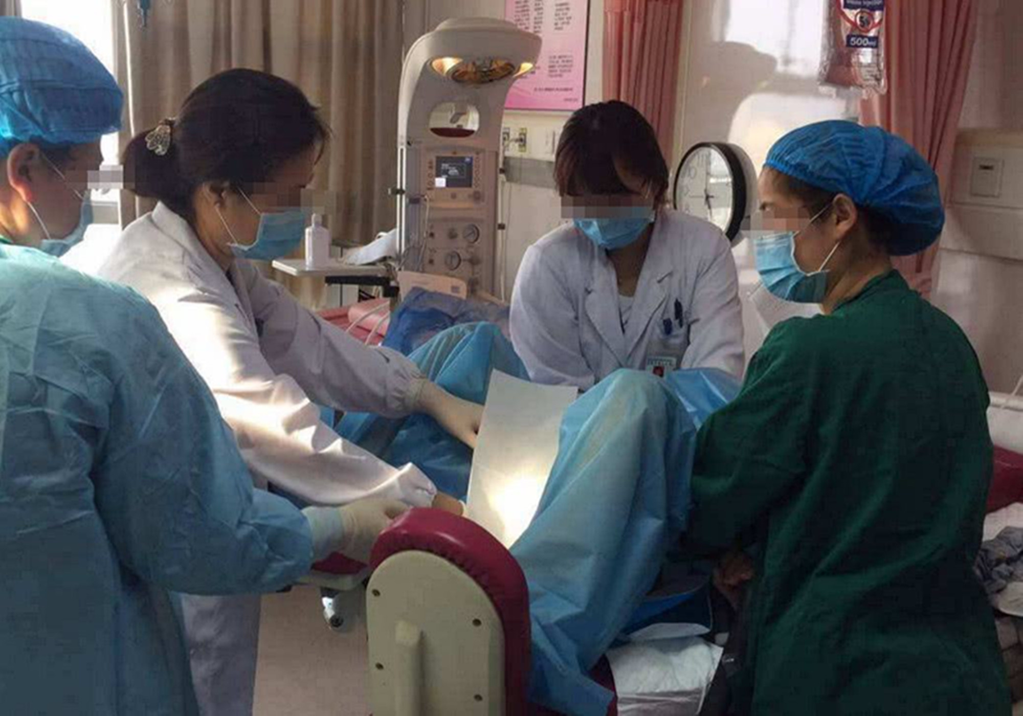 产妇进产房前,为啥要自备"刀纸"?产科大夫揭开原因