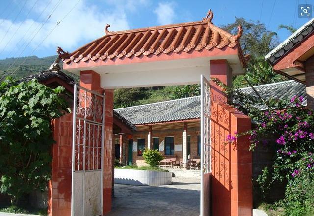 农村人起床第一件事就是打开院子大门,你知道是为什么吗