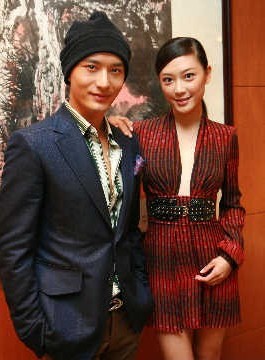 与黄晓明同居两年后,再次遭到名导演抛弃,女神秦岚的爱情史!