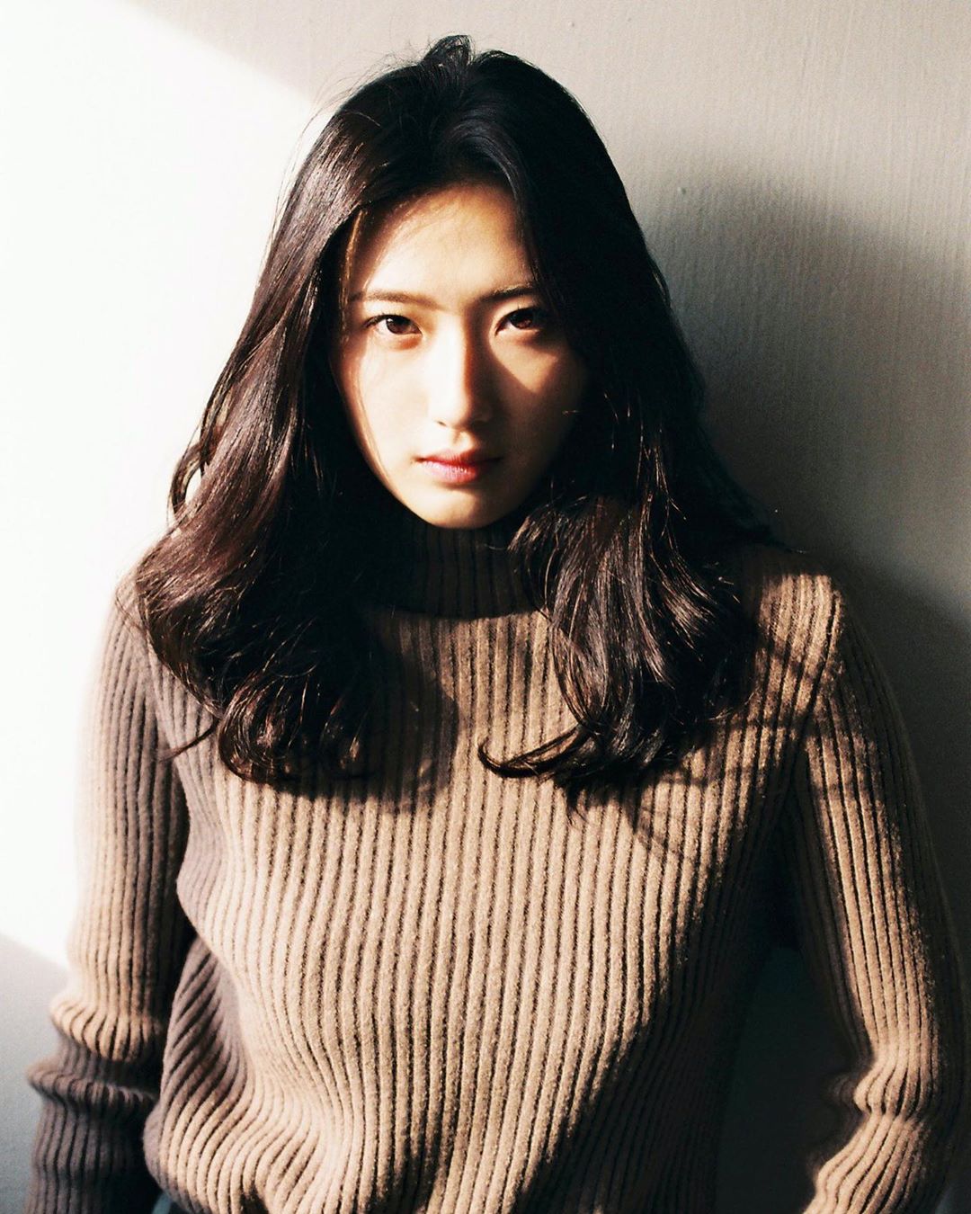 可甜可御姐 迷人十足